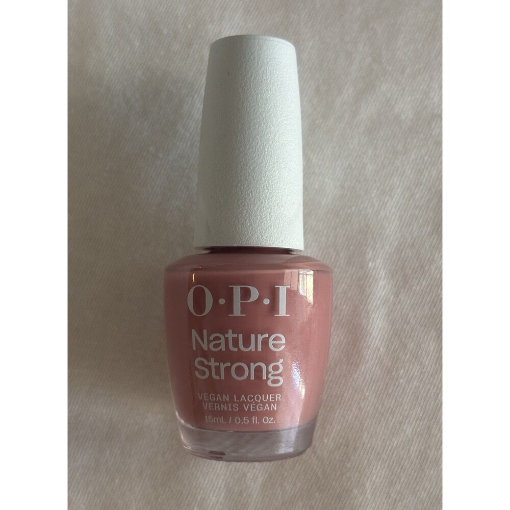 OPI  Natural Strong Vegan Lacquer  ‘For What It’s Earth’